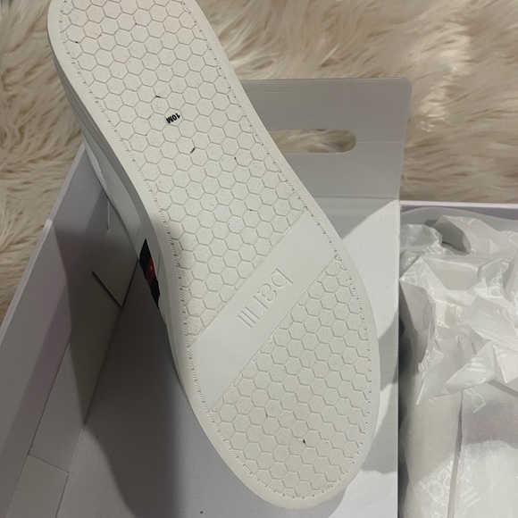 Brand new casual shoes - Picture 4 of 7